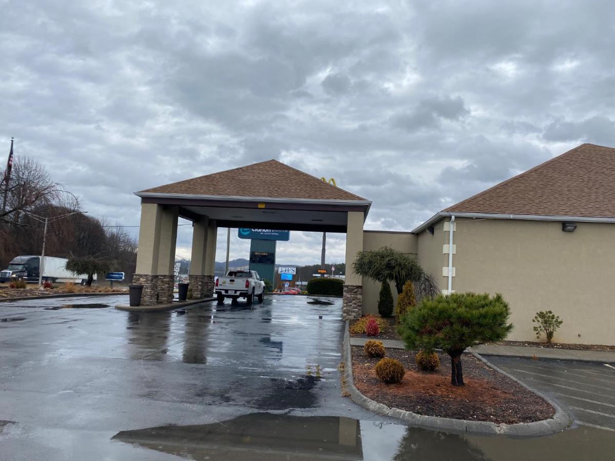Clarion Pointe Hotel Abingdon Buitenkant foto